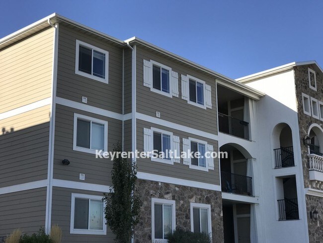 Foto del edificio - 1953 N Crest Rd