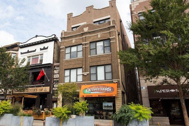 Derrig Southport, LLC. - Derrig Southport, LLC. Apartment