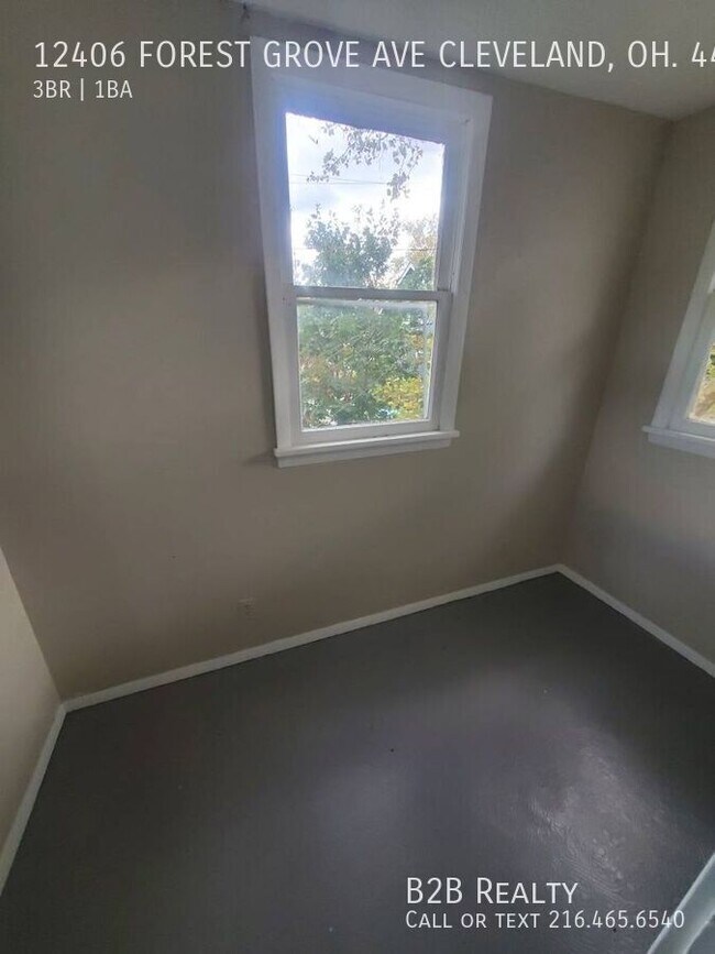 Foto del edificio - 12406 Forest Grove Ave
