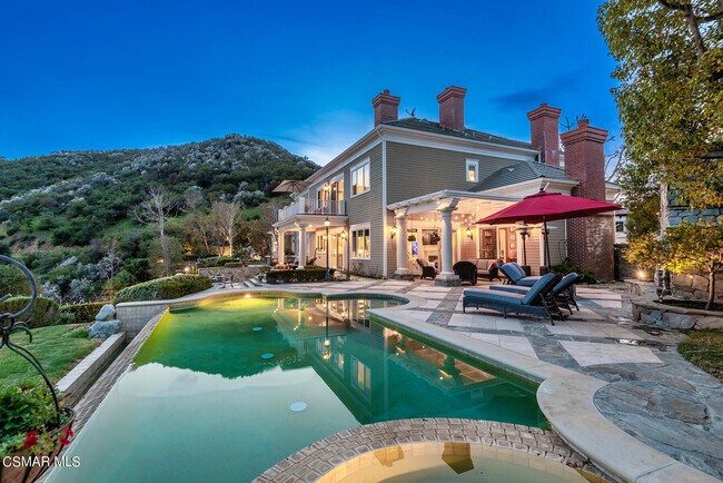 Foto del edificio - 2785 Queens Garden Ct