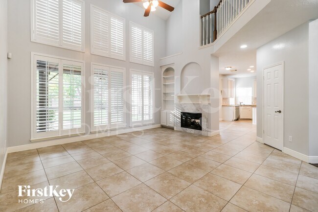 Building Photo - 2407 Spanish Oak Hill Ct