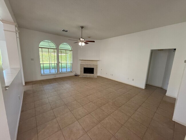 Foto del edificio - 3642 Heritage Colony Dr