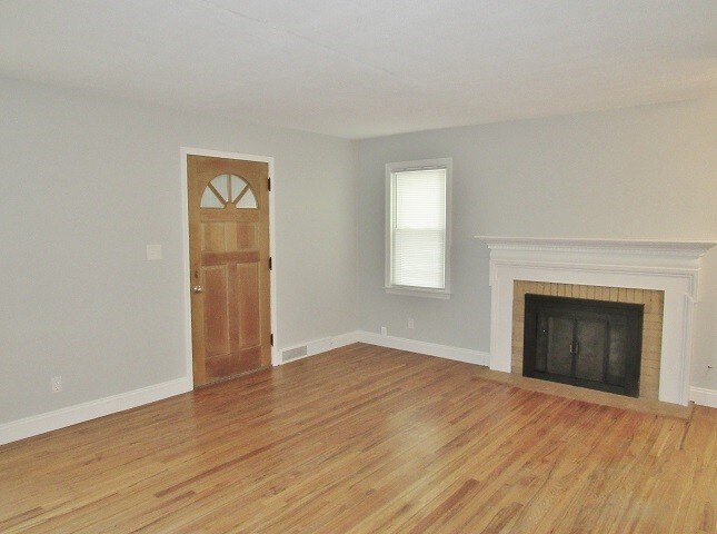 Foto del edificio - 3108 Dartmouth Dr