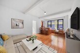 Primary Photo - 21 E 10th St