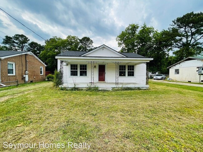 Building Photo - 3 br, 1 bath House - 171 Belfast Avenue