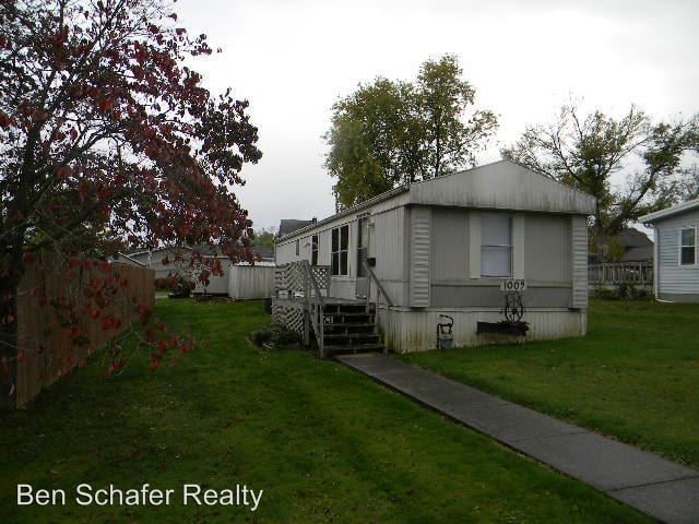Building Photo - 1009 Fairground St
