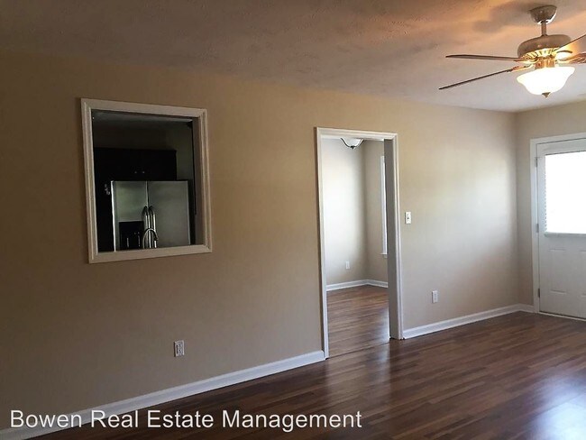 Foto del edificio - 210 High Meadow Ct