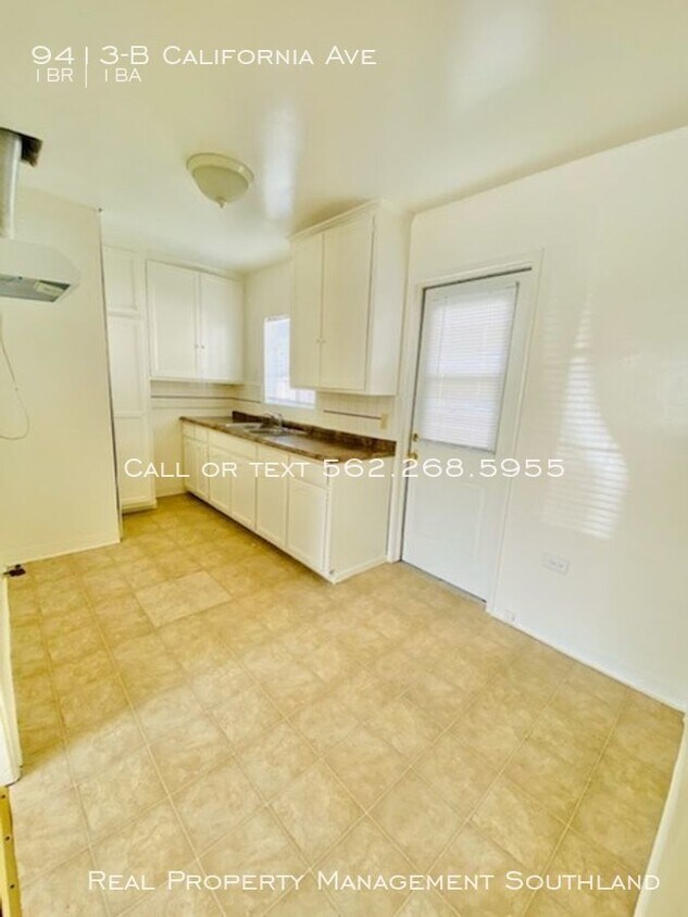 Foto principal - 9413 California Ave
