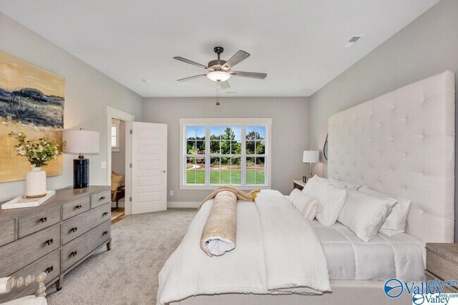 Foto del edificio - 6604 Waxwood Dr
