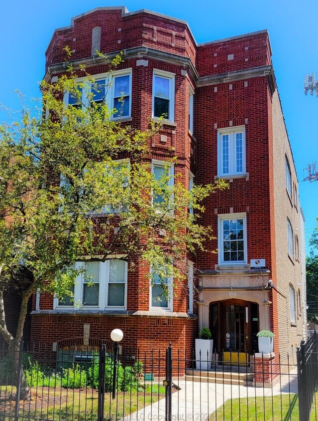 8149 S Evans Ave Unit 3, Chicago, IL 60619 Condo for Rent in Chicago