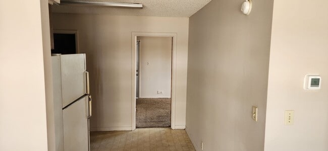 Building Photo - 235 Mimosa Dr