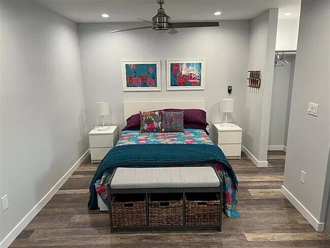 Building Photo - Lex Homes