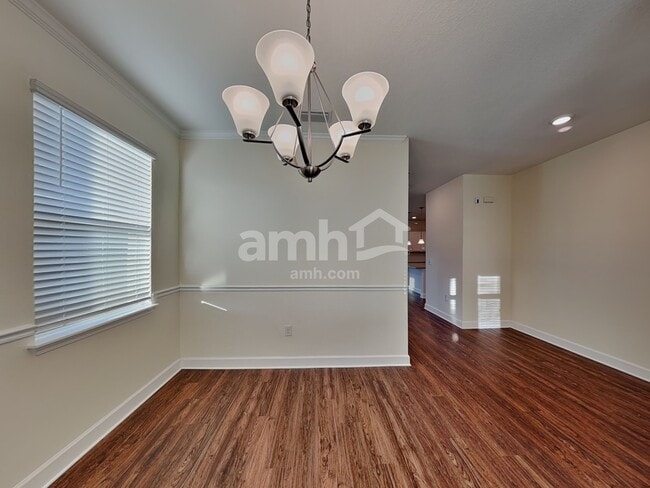 Foto del edificio - 524 Pine Terrace Dr