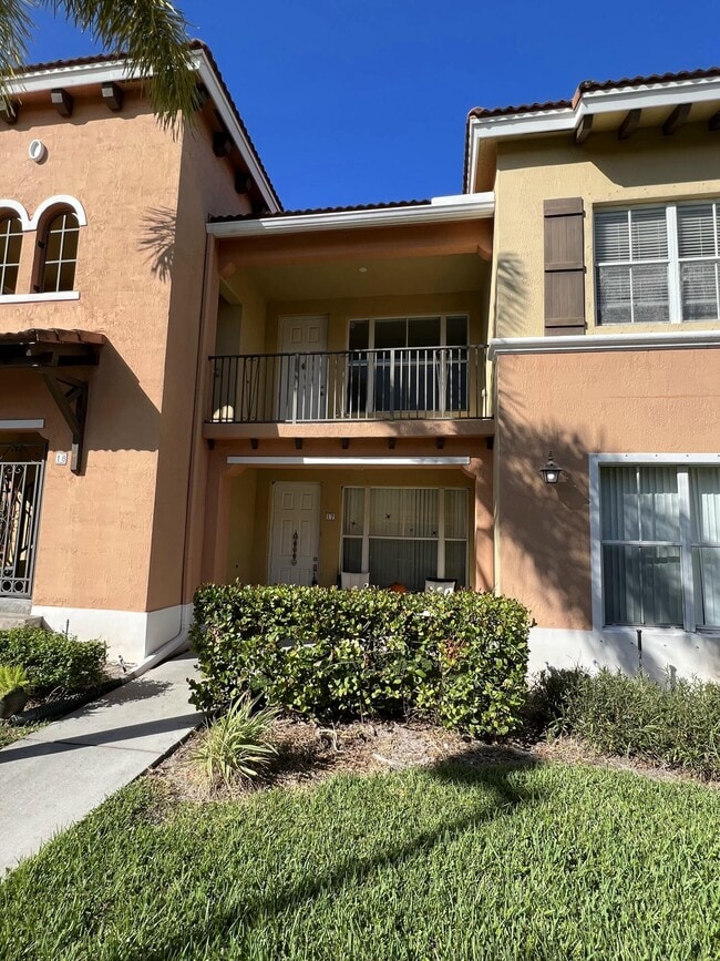 Building Photo - 3549 Forest Hill Blvd