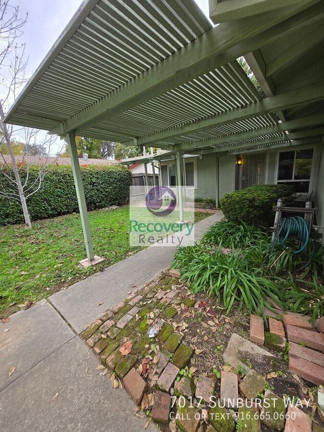 Foto principal - 7017 Sunburst Way