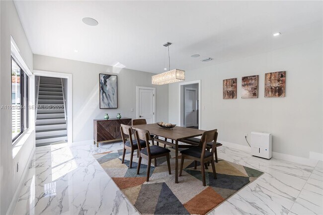 Foto del edificio - 1600 Micanopy Ave