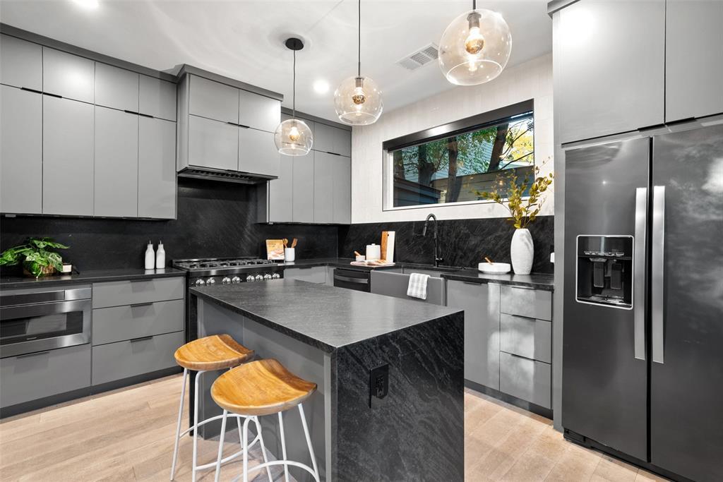 Foto principal - 2209 Rae Dell Ave