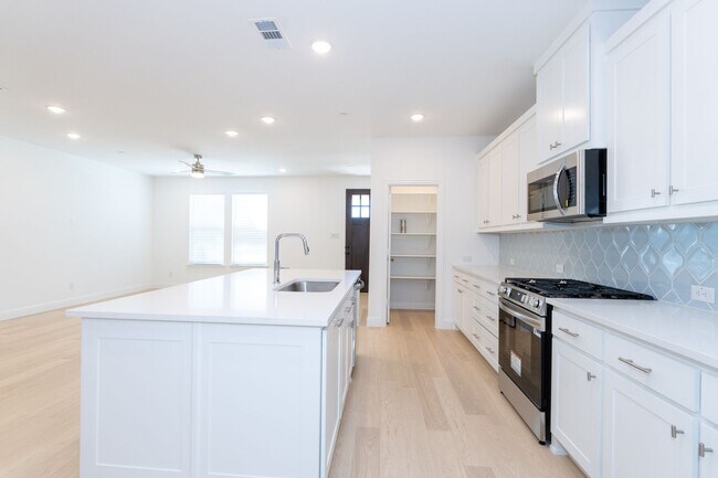 Foto del edificio - 9508 Espalier St