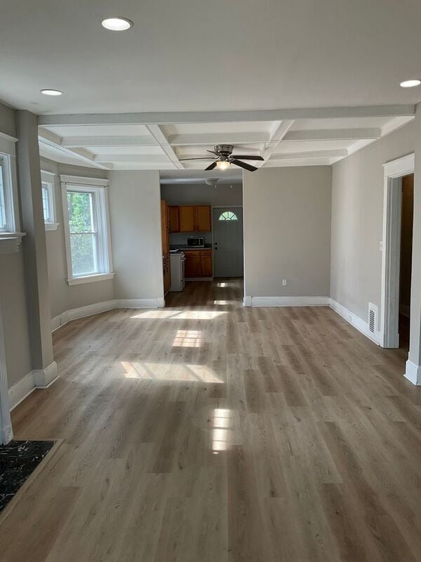 Building Photo - 611 E Mitchell Ave