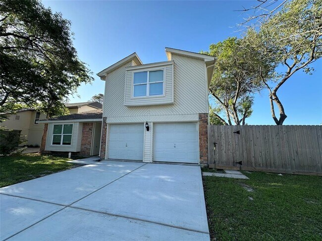 Building Photo - 101 Cavalry Cir