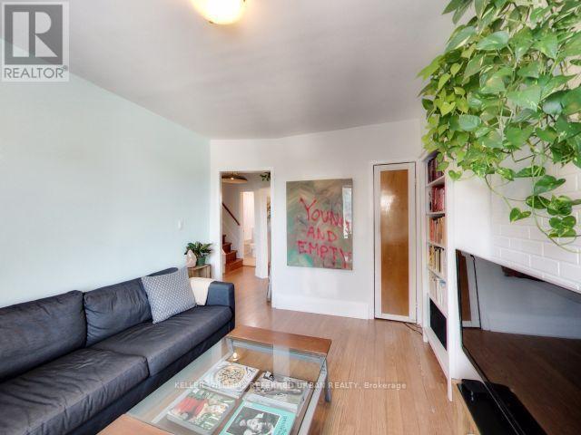 Building Photo - 4 Stonehouse Crescent