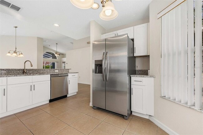 Building Photo - 123 Fox Loop