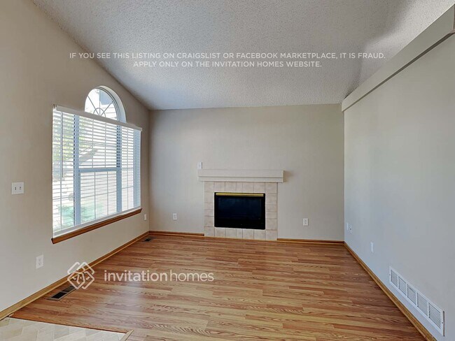 Foto del edificio - 8736 Greengrass Way