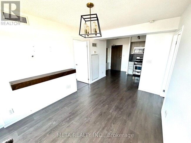 Building Photo - 68 Abell St