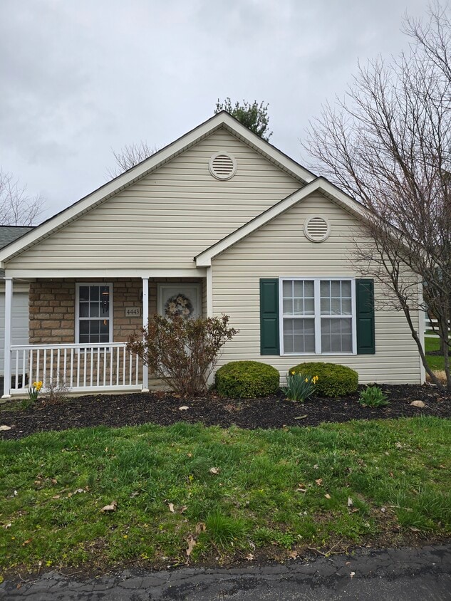 Foto del edificio - 4443 Schuster Way