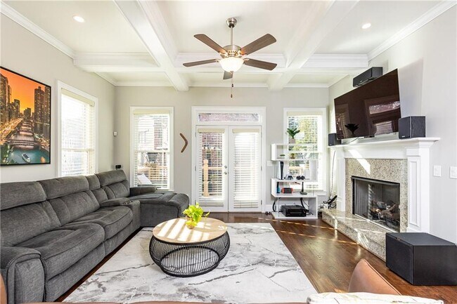 Foto del edificio - 3130 Chestnut Woods Dr