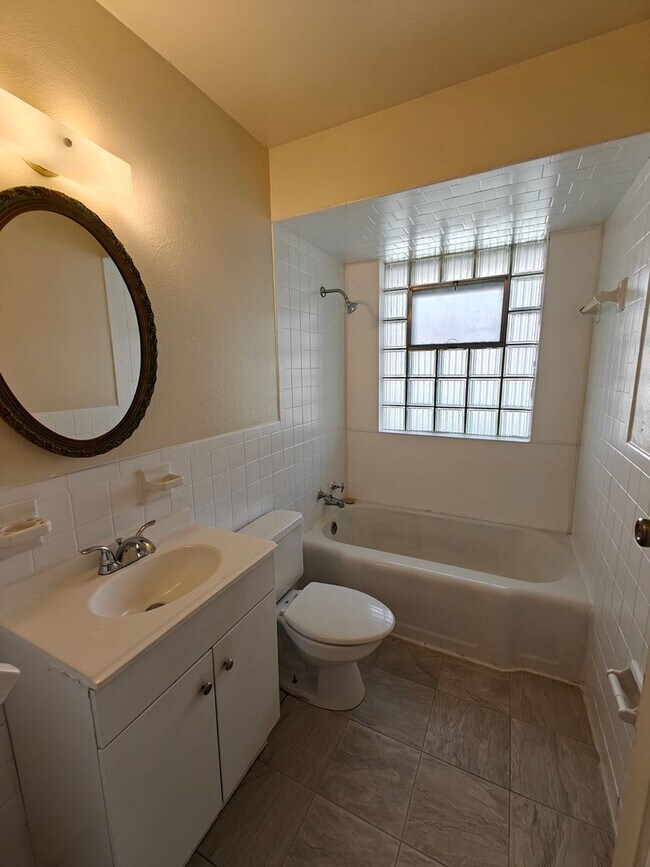 Foto del edificio - Charming 2 bed home