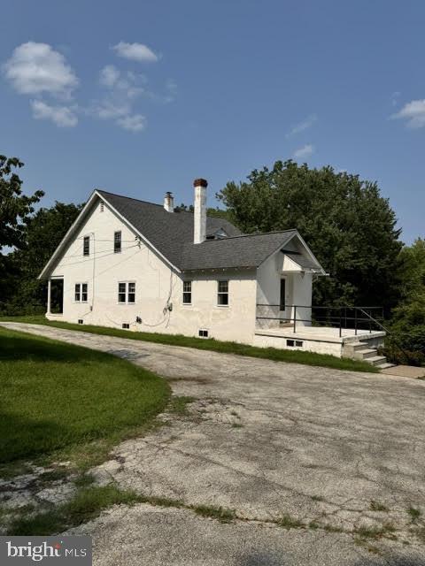 Foto del edificio - 794 Bear Hill Rd