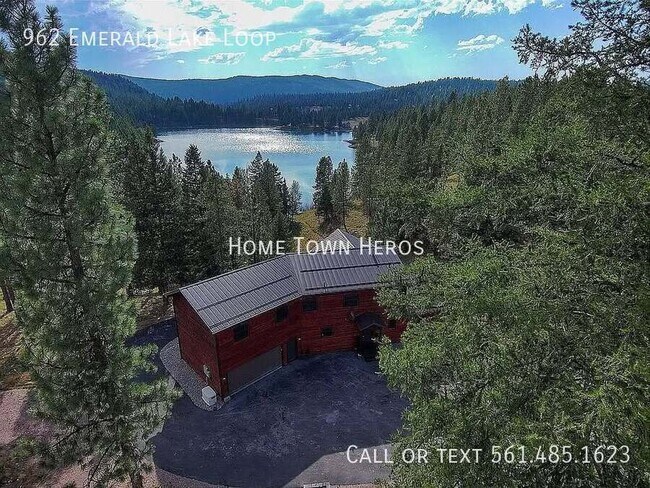 Foto del edificio - 962 Emerald Lk Lp