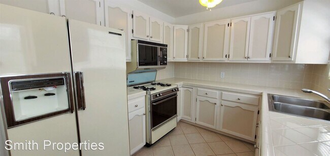 Foto del edificio - 2405 Torrance Blvd