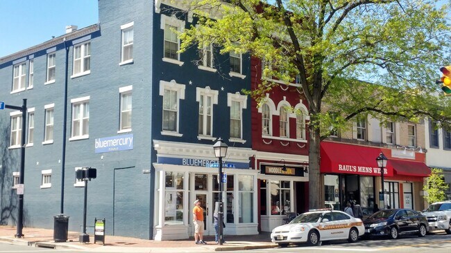 Foto del edificio - 101 S Saint Asaph St