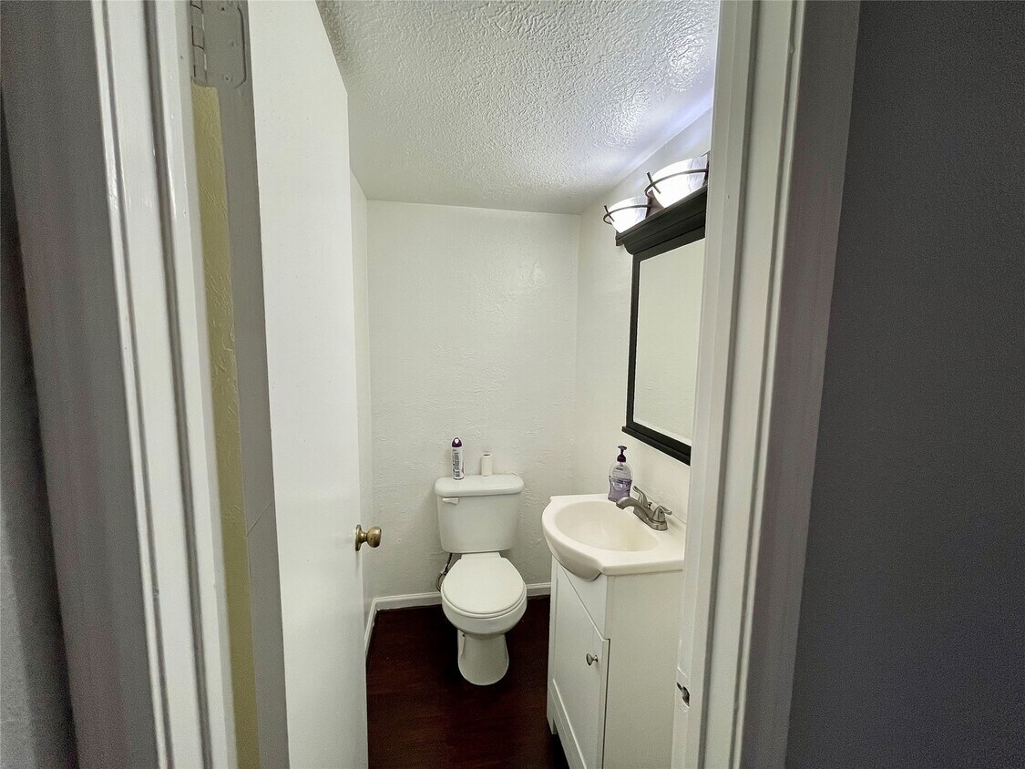 Primary Photo - 2103 Place Rebecca Ln