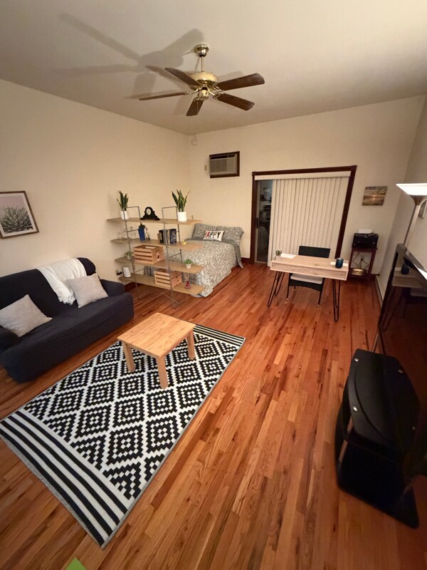 Foto del edificio - 402 W Dayton St