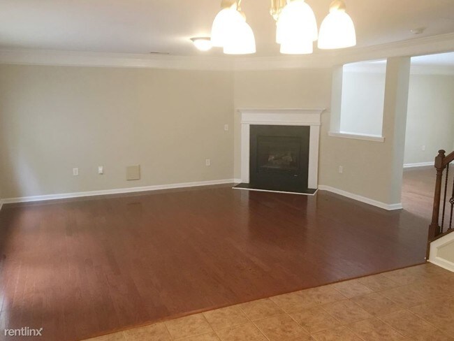 Building Photo - 2708 Markham Woods Ct
