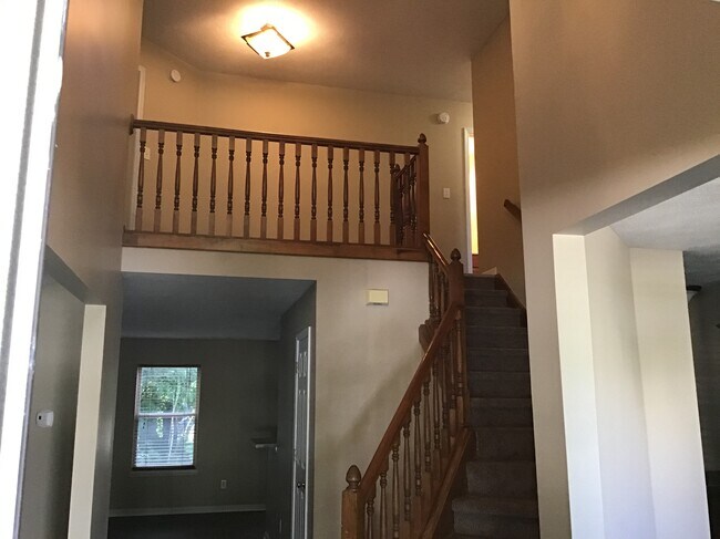 Building Photo - 7017 Greybudd Drive