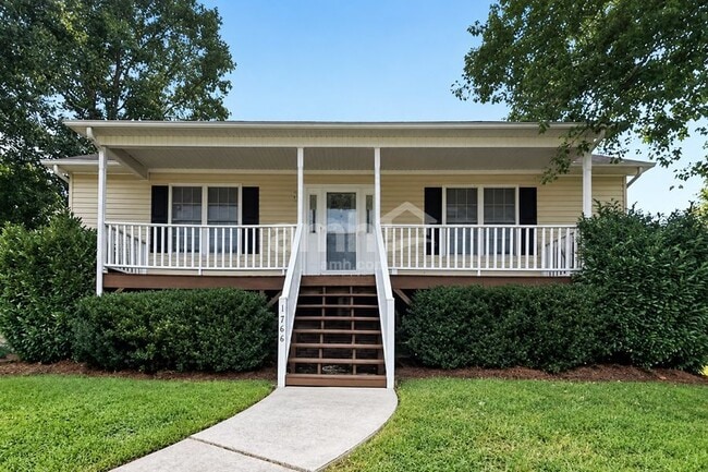 Building Photo - 1766 Spring Path Trl