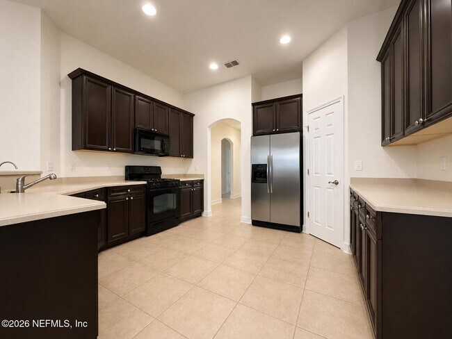 Building Photo - 5204 Comfort Ct