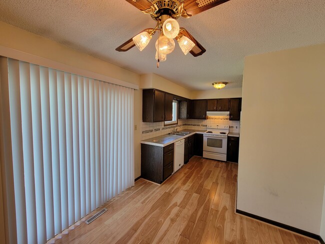 Foto del edificio - 510 Barnett Dr