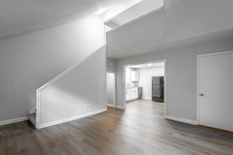 Building Photo - 4499 Delashmitt Rd