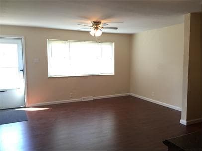 Building Photo - 9760 Arv Ellen Dr