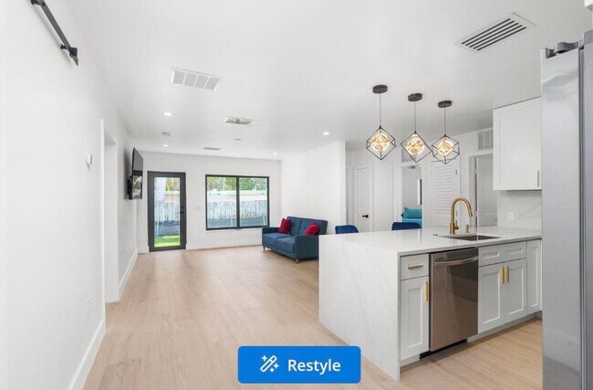 Building Photo - 303 De Carie St