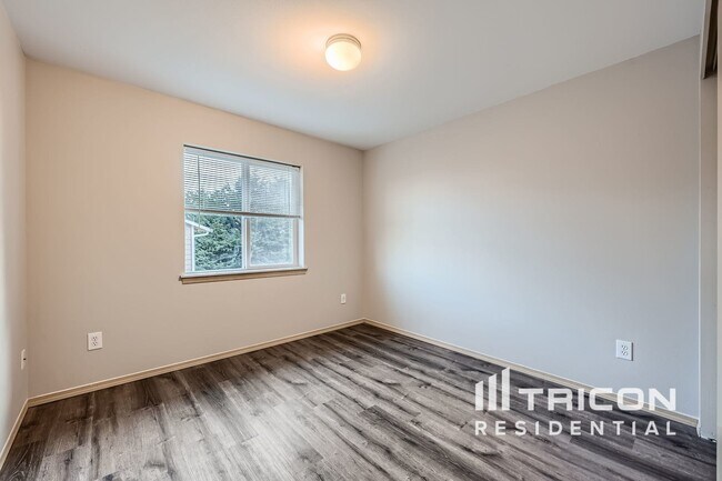 Foto del edificio - 7122 277th Pl NW