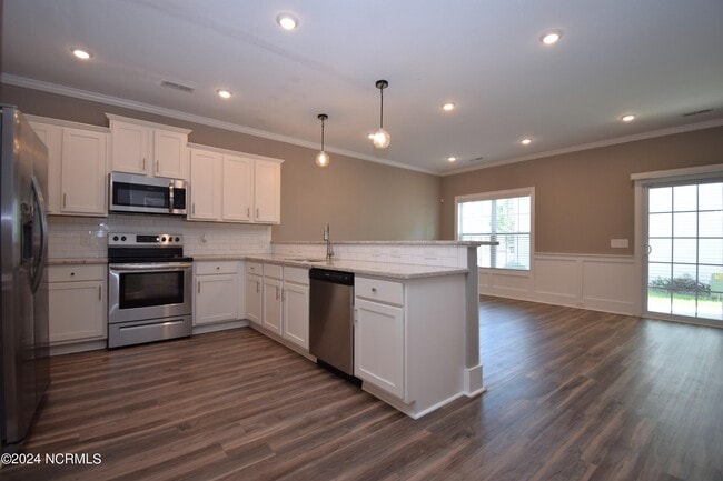 Building Photo - 3501 Holman Wy