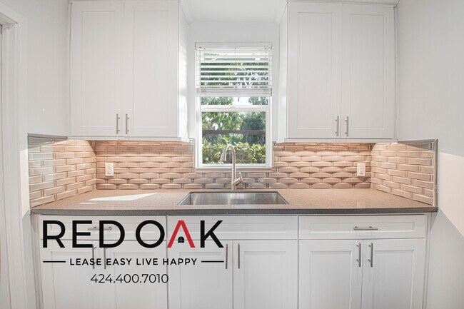 Foto del edificio - 2928 S Halldale Ave
