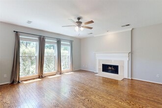 Building Photo - 23027 Lodgepoint Dr