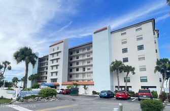 Building Photo - 4747 S Washington Ave